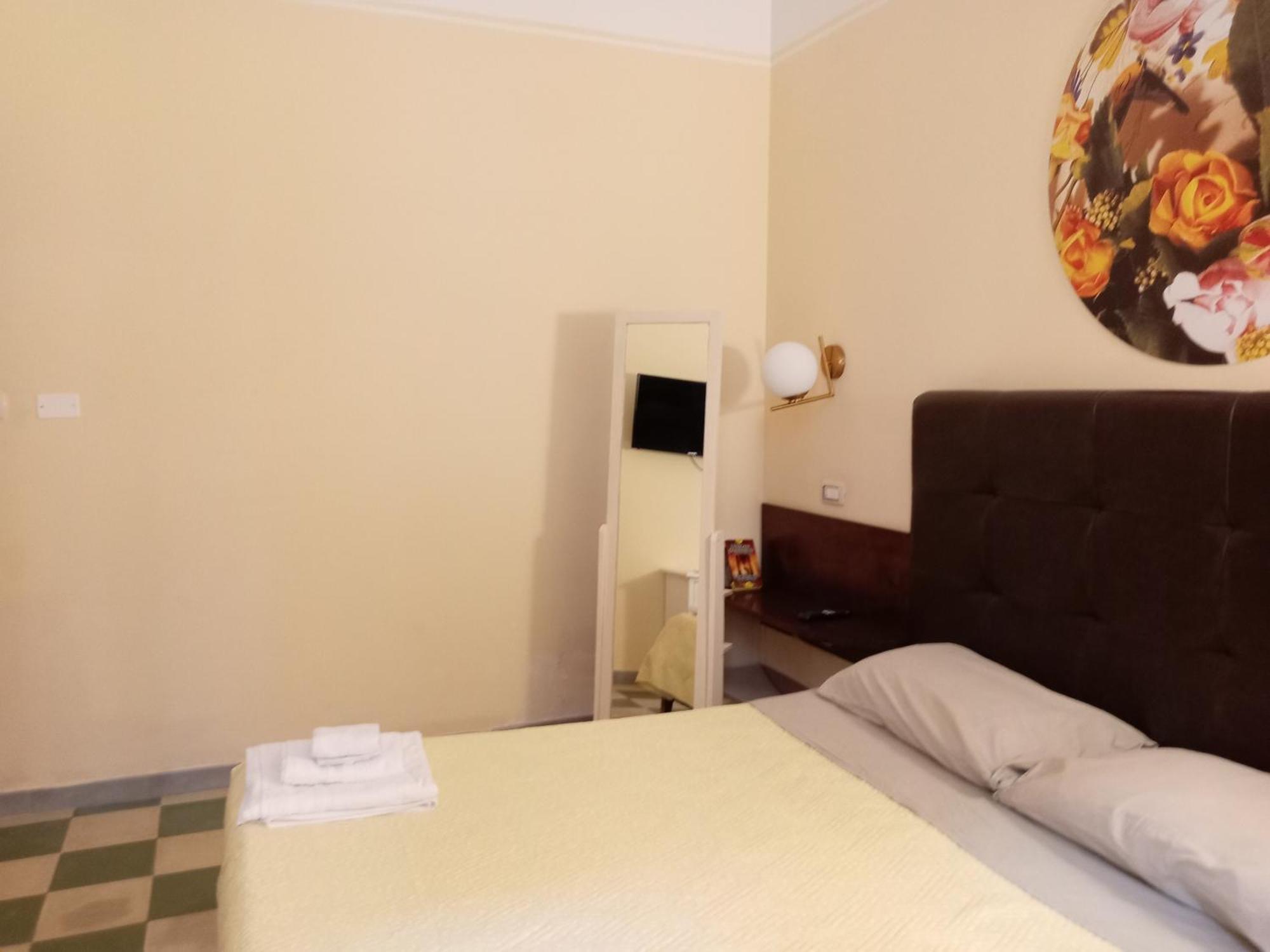 Piazza Verdi Liberty House Lecce Eksteriør bilde
